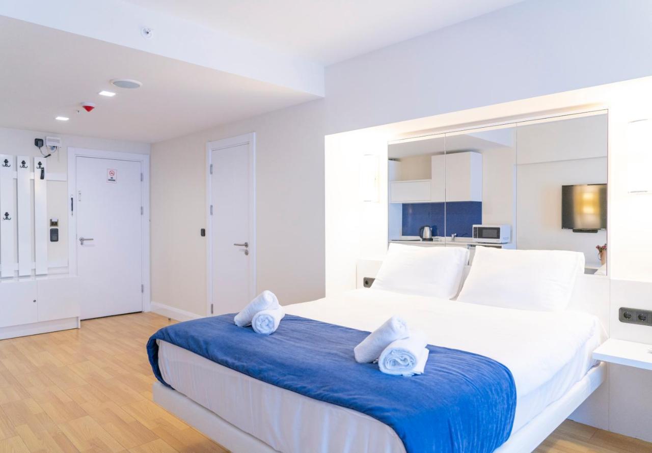 Luxury Sea View Orbi City Batumi Exterior photo